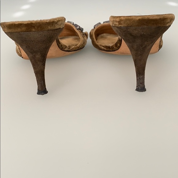 Velour - Picture 2 of 3